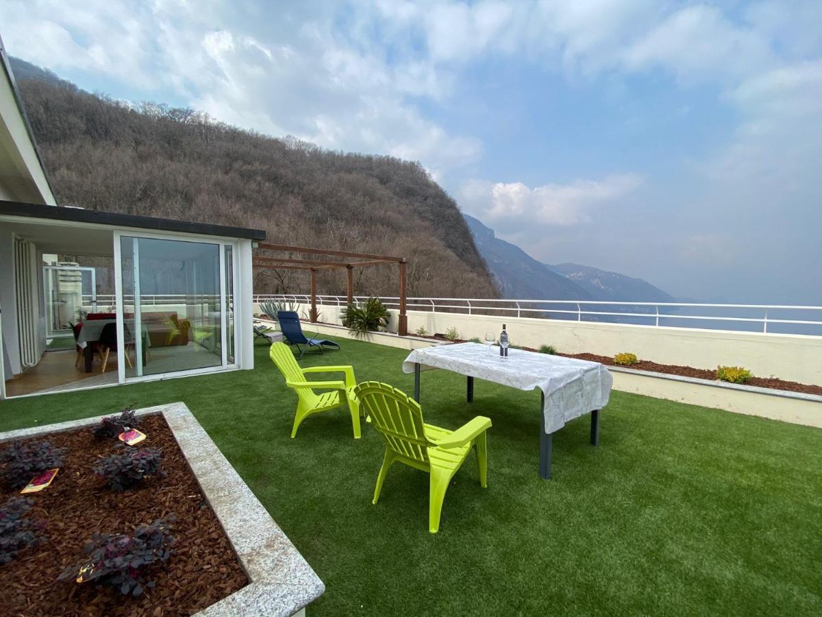 Attico With Big Terrace In Residence With Pool Valbrona Luaran gambar